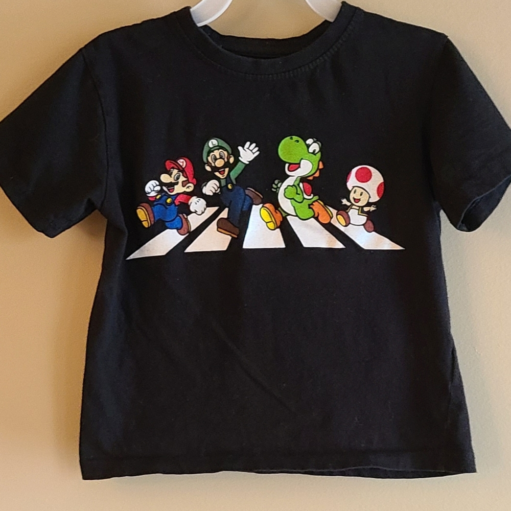 Super Mario Brothers black short sleeved tee shirt